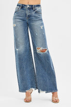 Load image into Gallery viewer, Our Hannah Tummy Control Mid Rise Fit Wide Jeans provide a comfortable and flattering fit. These jeans offer a slimming effect. The high-quality denim is designed to smooth and shape your figure. Perfect for everyday wear.