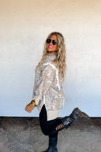 Load image into Gallery viewer, Camo Classic Crew Pullover
