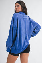 Load image into Gallery viewer, 9164HK Oversized Mock Neck Washed Sweatshirt
