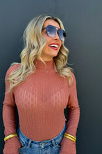 Load image into Gallery viewer, Porsha Lace Top
