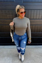 Load image into Gallery viewer, Elena Curve Hem Ribbed Top

