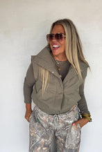 Load image into Gallery viewer, Harlow Puffer Vest
