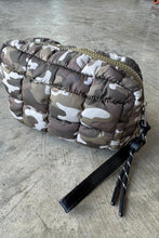 Load image into Gallery viewer, Lightweight, padded and practical clutch, it adds a sporty vibe to any everyday look.
