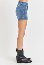 Load image into Gallery viewer, The Marina Patch Pocket Shorts
