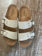 Load image into Gallery viewer, Open Toe Casual Sandal
